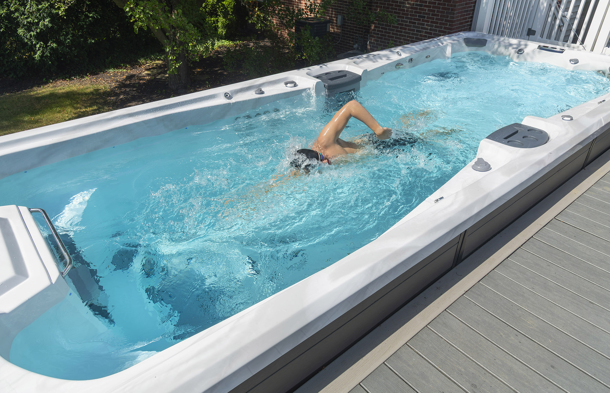 Swimspa voor fitness en herstel: wat u moet weten voordat u er een koopt