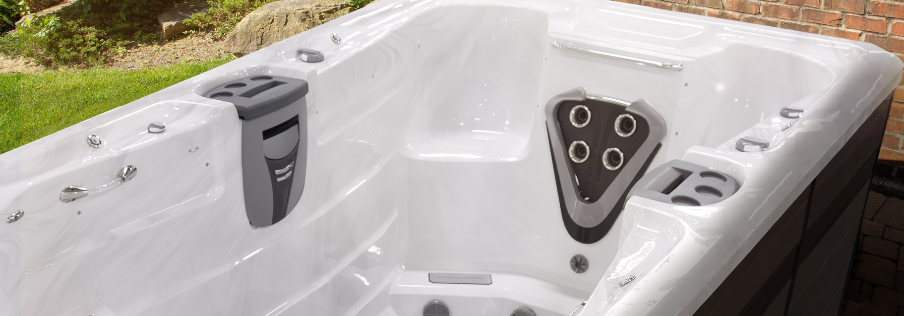 Trainer 15D met Temp+ Control zwemspa