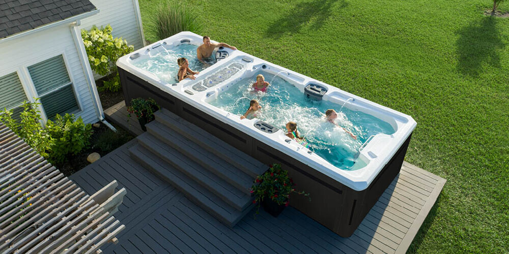 Plezier voor het hele gezin in een H2X Fitness Swim Spa.