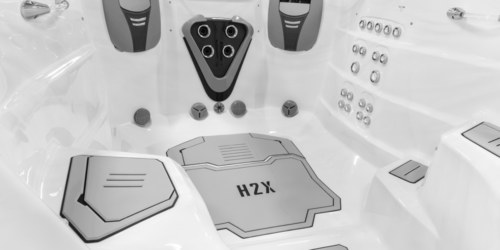 Aandrijving van de Trainer 12-zwemspa en antislip, comfortabel vloersysteem.